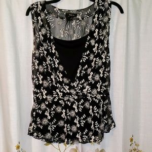 Style & Co sleeveless lined top (Size L)